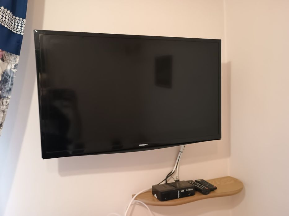Telewizor Samsung 32 cale z dekoderem