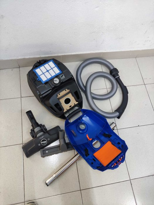 Aspirador de saco AEG PowerForce - OP1
