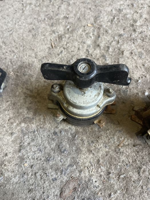 Продам пакетний перемикач на 220,380V