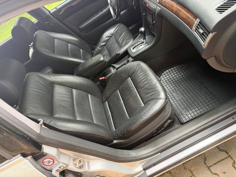 Audi A6 2001 рік. 2,5 дизель кпп автомат