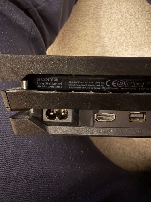 PlayStation 4 PRO 1TB