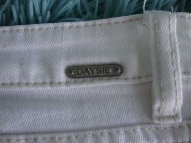 Spodnie jeansowe białe z dziurami damskie rozm 38 M jeans