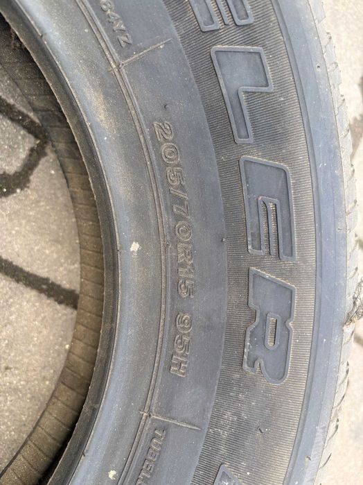Opona Pojedyncza Bridgestone Dueler H/T 205/70/15 6,5mm