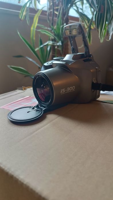 Aparat fotograficzny Olympus IS-300