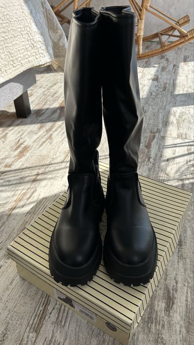 Ботинки на весну/ осінь