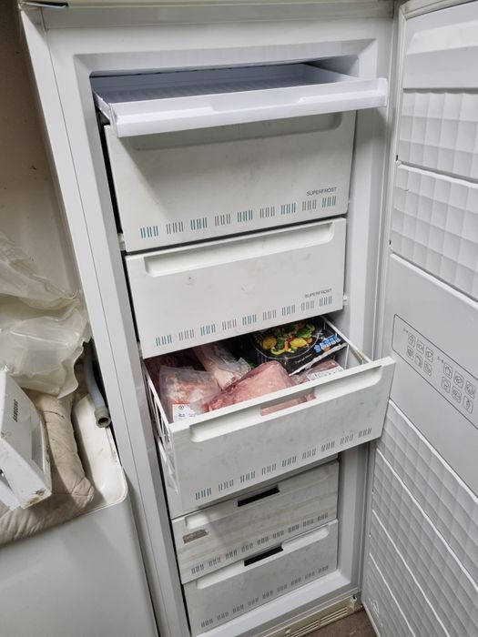 Zamrazarka wys 162 szer  60 cm