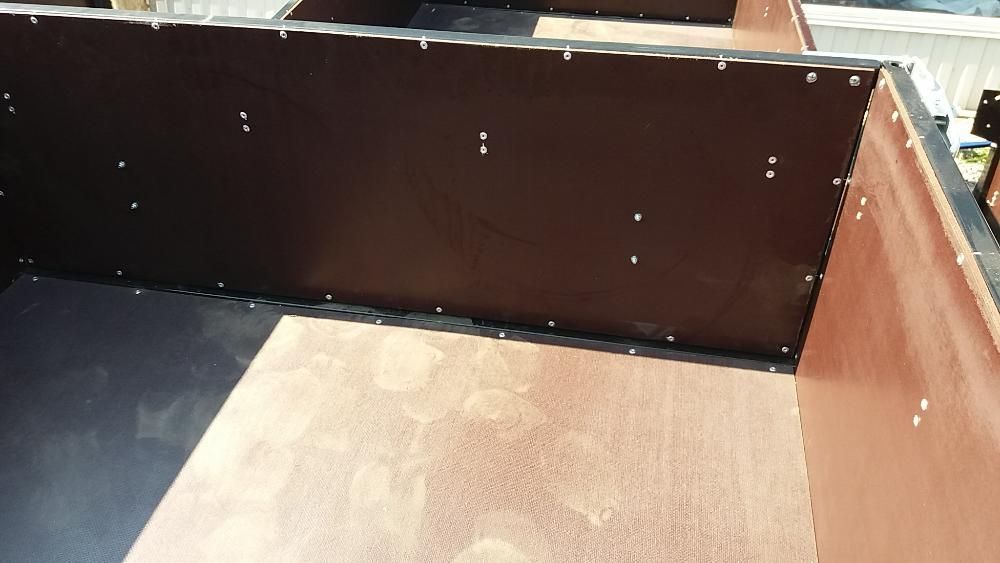 прицеп легковий причіп (2,2*1,3*0,40) причеп