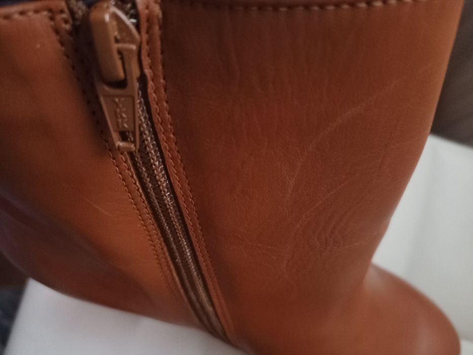 Skórzane botki bullboxer 41 wkładka ok 26,5 cm obcas ok 11 cm platform