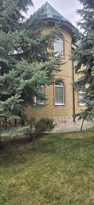 Продам 2 дома на участке в районе Новых домов Павленки