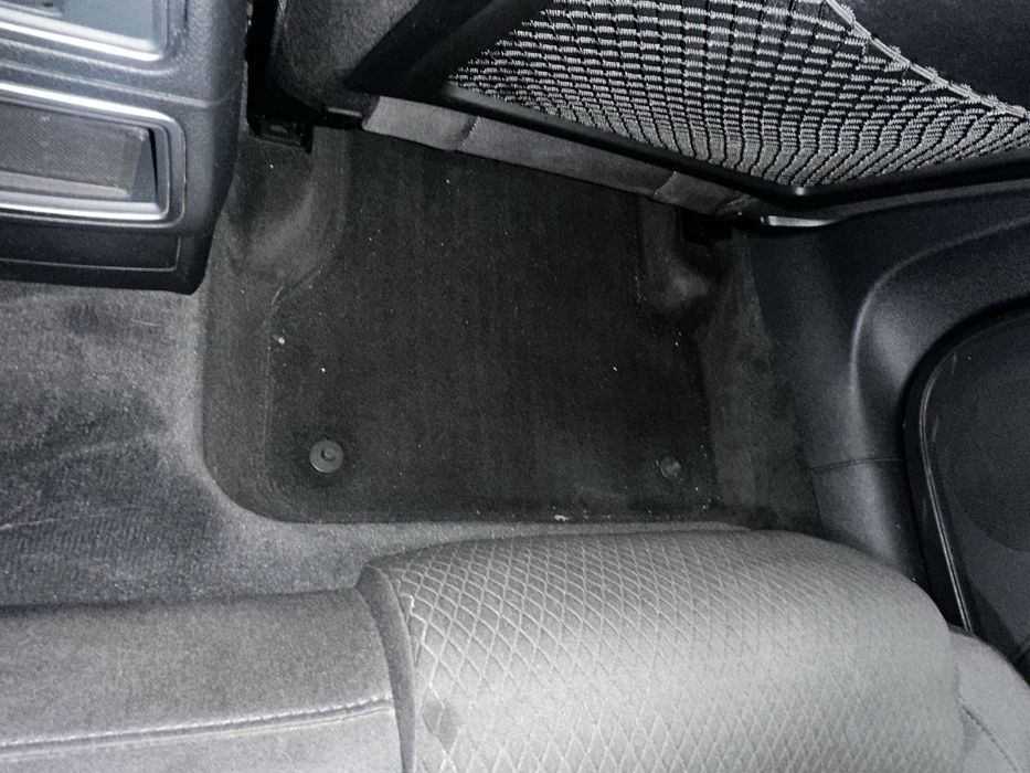 Pranie tapicerki samochodowej, dywanów, wersalek