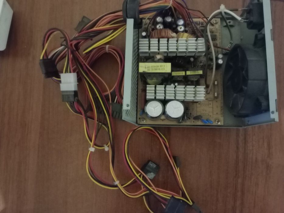 Продам Блок живлення +HDD диск