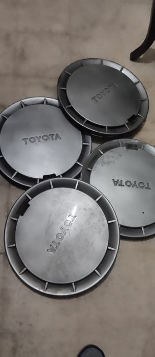 Conjunto 4 tampos de jante Toyota originais 16"