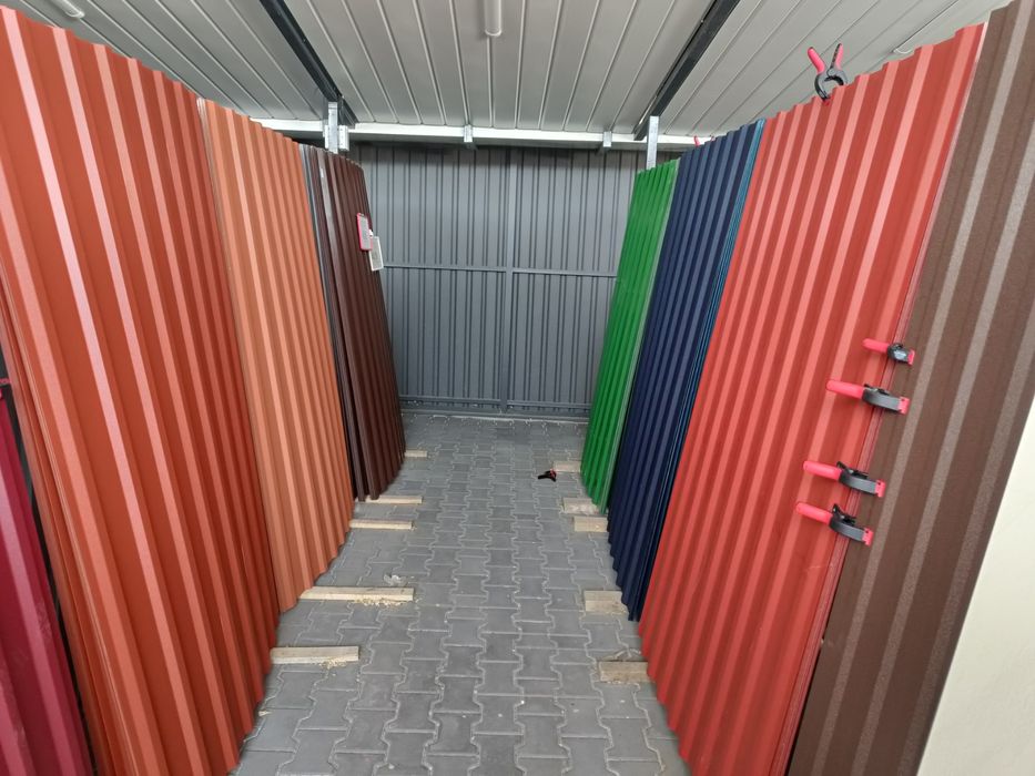 Профнастил некондиция или новый есть на Титова1 и Совхозная7 Днепр