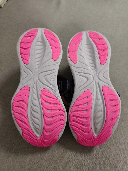 Ténis Asics Gelcumulus 25