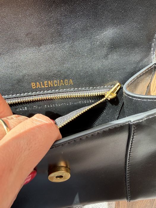 Balenciaga Hourglass Small czarna skórzana torebka Made in Italy