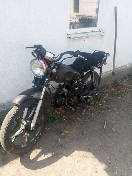 Продам мустанг 125