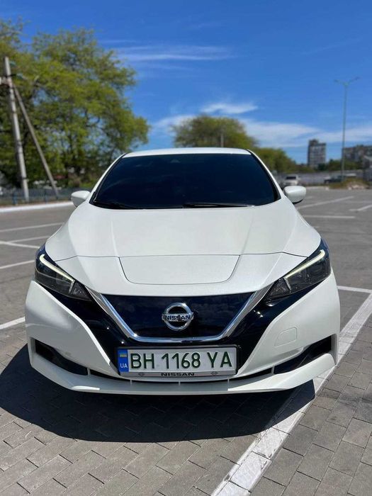 Оренда Ліф 2 покоління під таксі та власні цілі Nissan Leaf 2