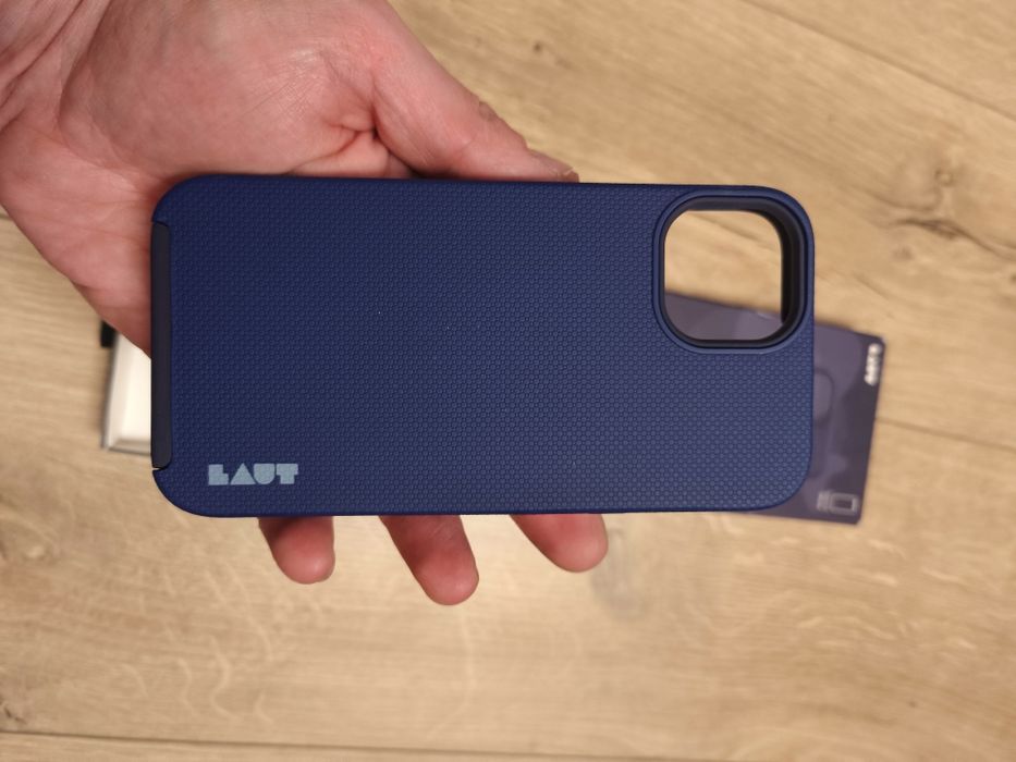 Nowe etui Laut Shield do iPhone 13/ 13 Pro