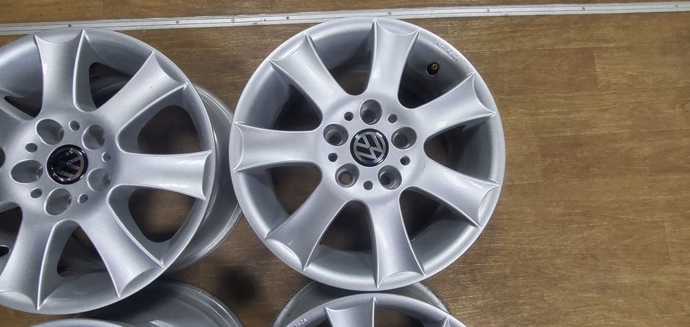 Диски 5 112 R15 B.A.T. Germany Volkswagen VWAG 6J, ET45, ЦО57,1