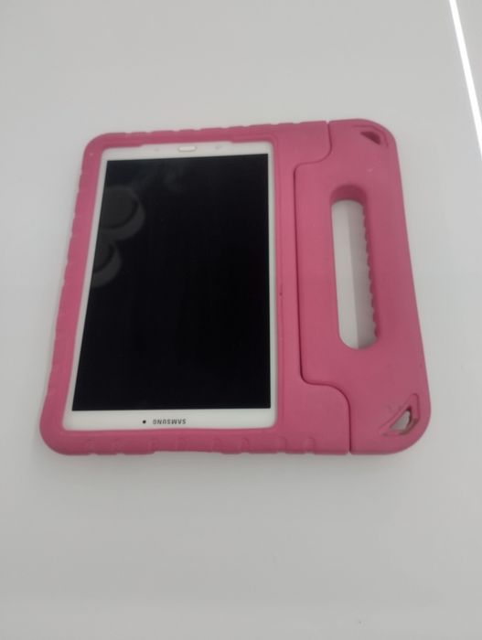 Solidne Etui na tablet 9,6"