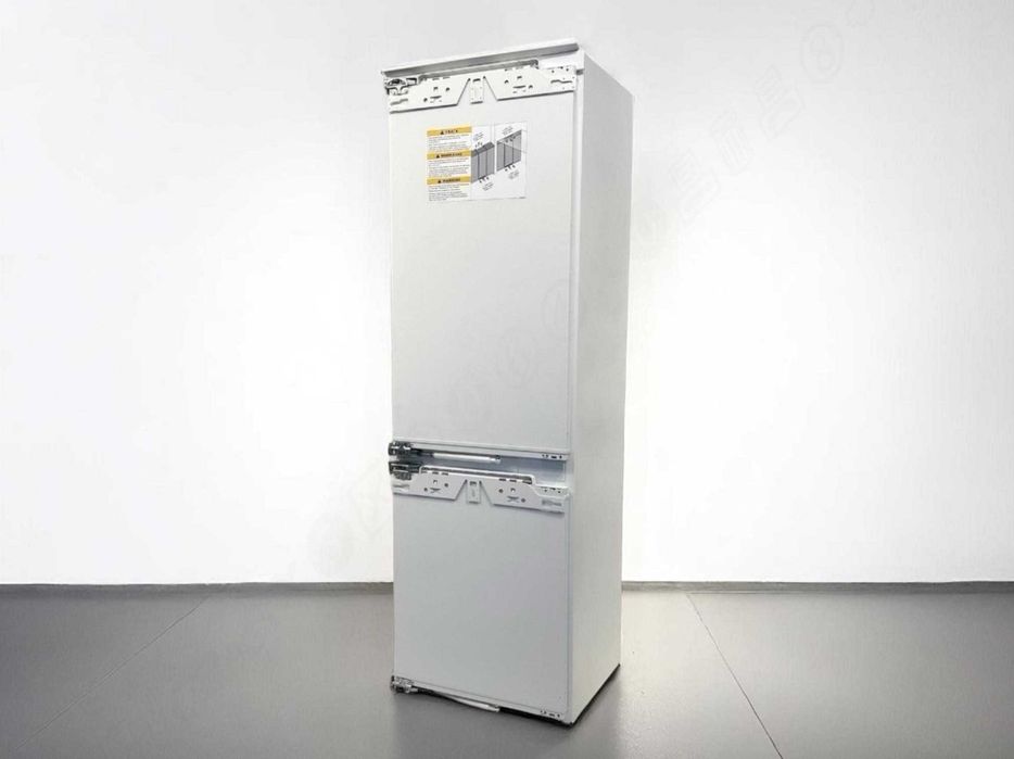 Холодильник (вбудований) Miele / Мілле KFN 37682 iD / NoFrost, 177 см