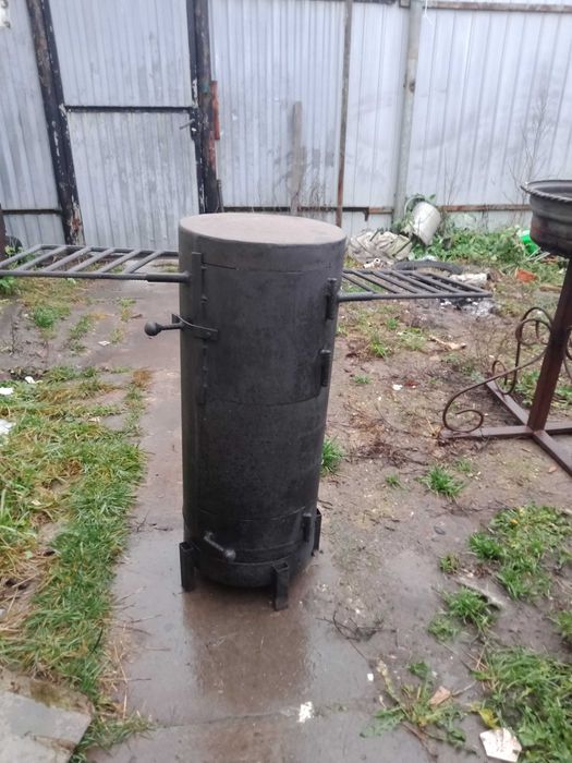 Буржуйка из газового баллона.Цена  с трубой 2.5м.Термокраска.