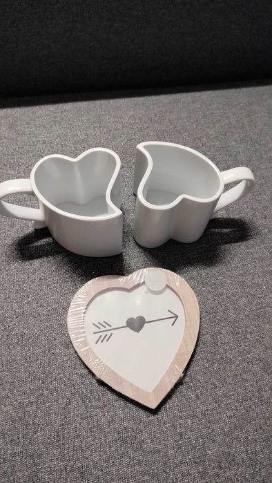 Kubeczki serca na walentynki białe 2 sztuki