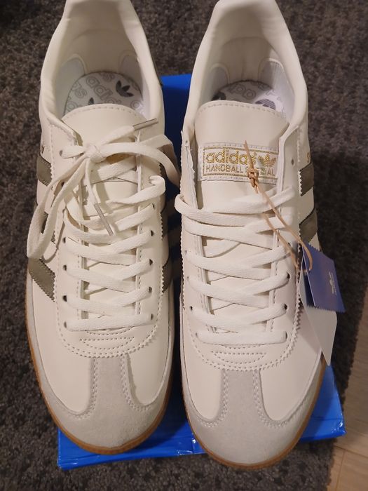 Tenis adidas spezial novos com etiqueta