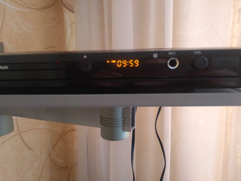 Продам dvd плеер г. Никополь