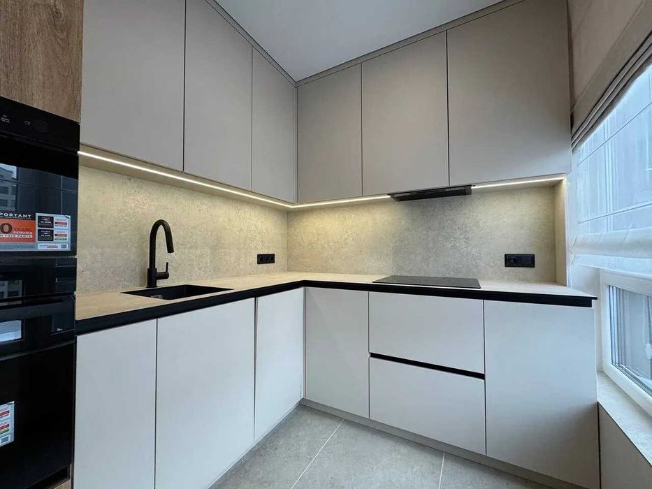 Однокімнатна в центрі з ремонтом