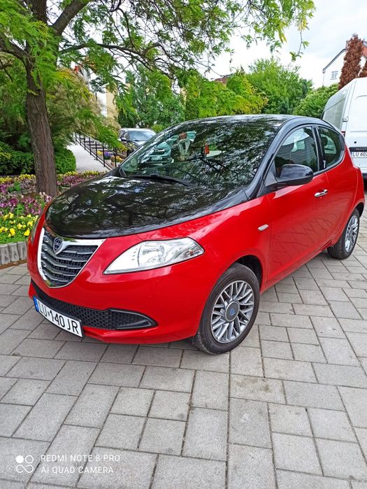 Lancia ypsilon 1.2 benzyna bogata wersja