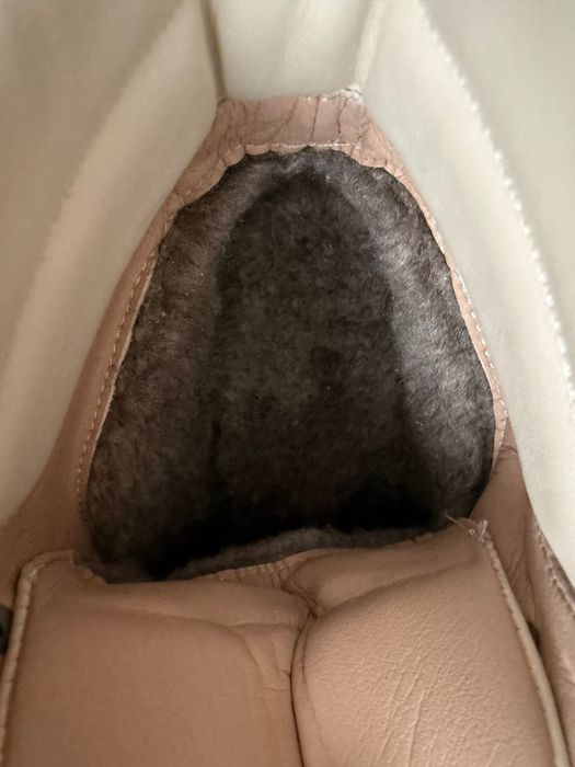 Продам шкіряні зимові чобітки