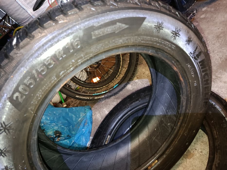 Opony Michelin  zimówki 16r