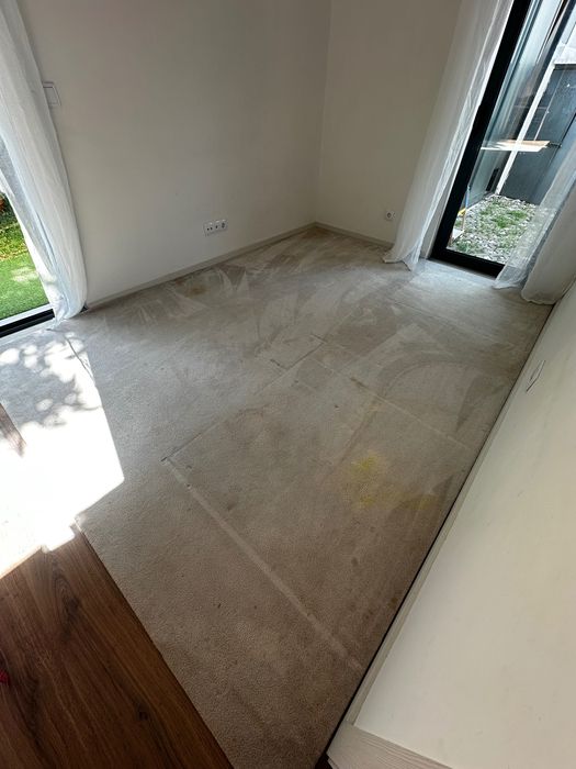 O tapete   Tamanho: 320 x 240 cm