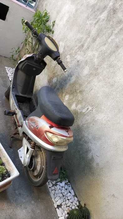 Mota elétrica  -BAIXA DE PREÇO- desocupar até final semana