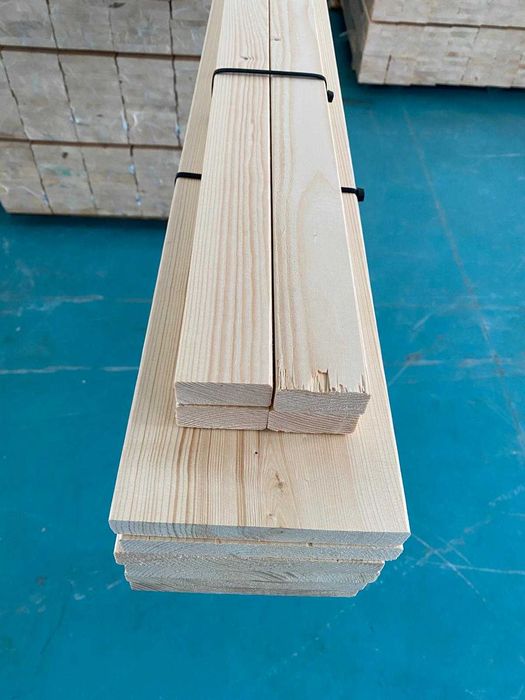 Tábuas de madeira seca e aplainada - abeto nórdico 21x95mm
