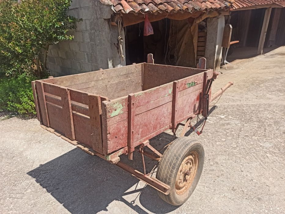 Carroça de tração animal Fátima •