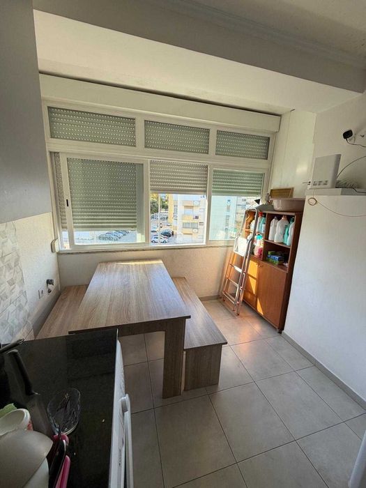 Aluguer de quarto de casal em Corroios - alugar em Corroios