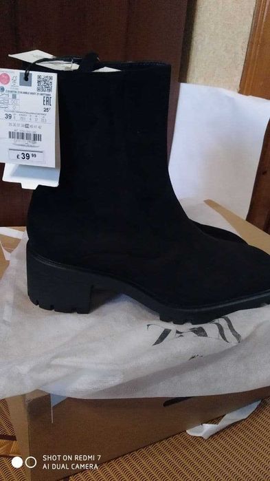 Демі ботинки чоботи чорні Zara Зара р. 39