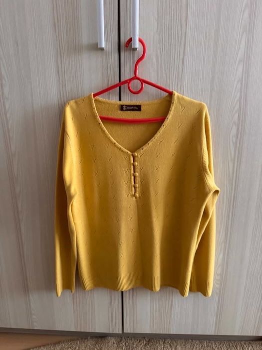 Стильний светер