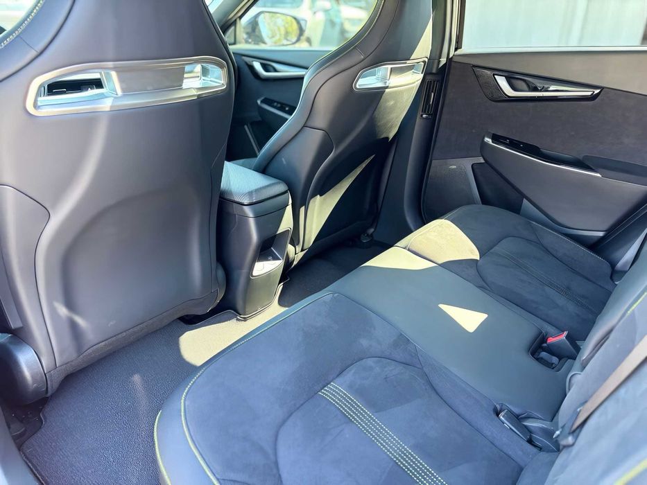 Kia EV6 GT      2023