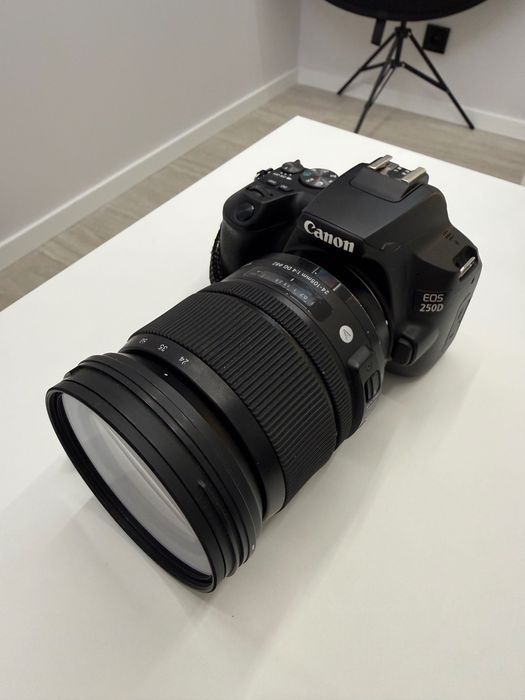 Canon 250D 4K 20.3MP + SIGMA 24-105 f.4
