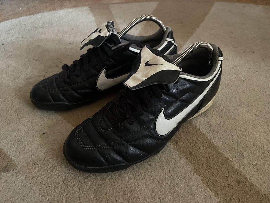 Найк темпо .Сороконожки, залки,