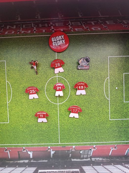 Manchester United  orginalne przypinki