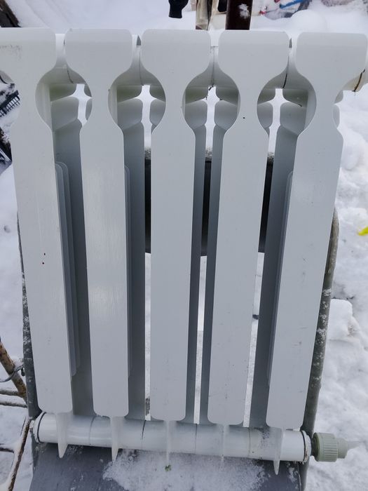 Радіатор опалення алюміній