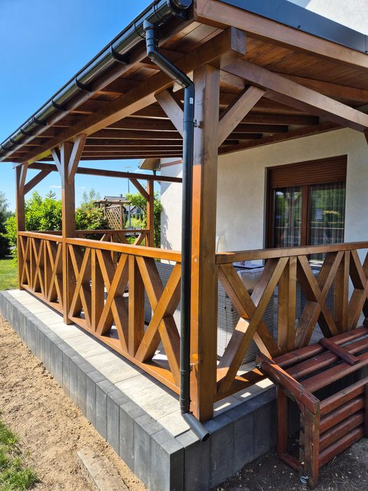 zadaszenie tarasu pergola drewniana altana taras patio zabudowa tarasu
