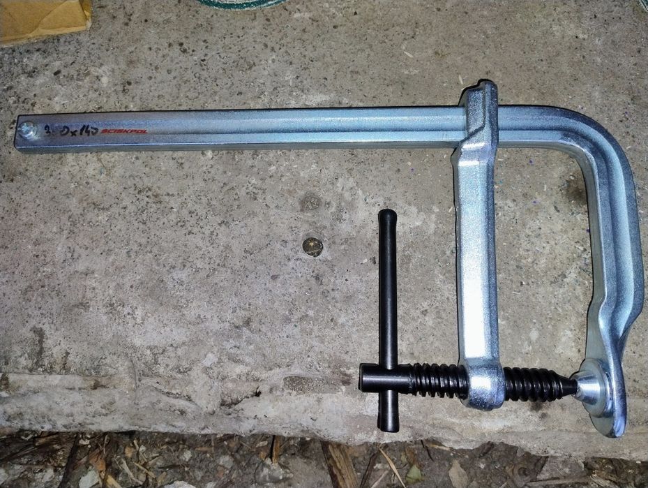 Ścisk ślusarski stolarski Ściskpol 300 x 140