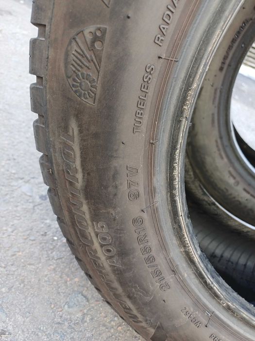 Шини BRIDGESTONE італія. 215 55 16