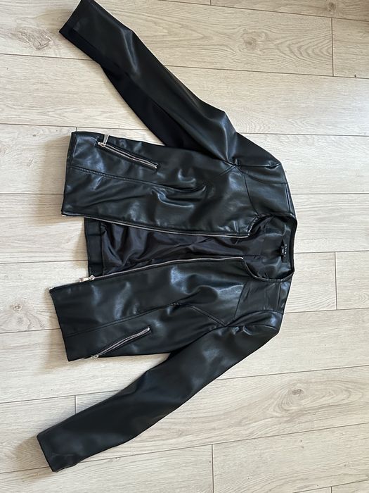 Жіноча Шкіряна куртка New Yorker