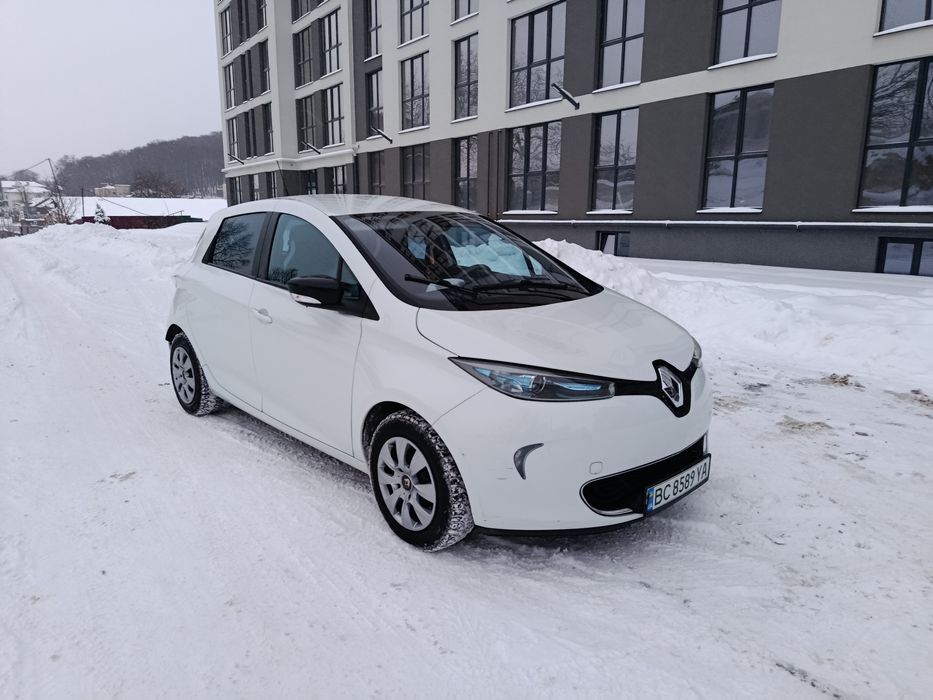 Рено Зоя 2015 року